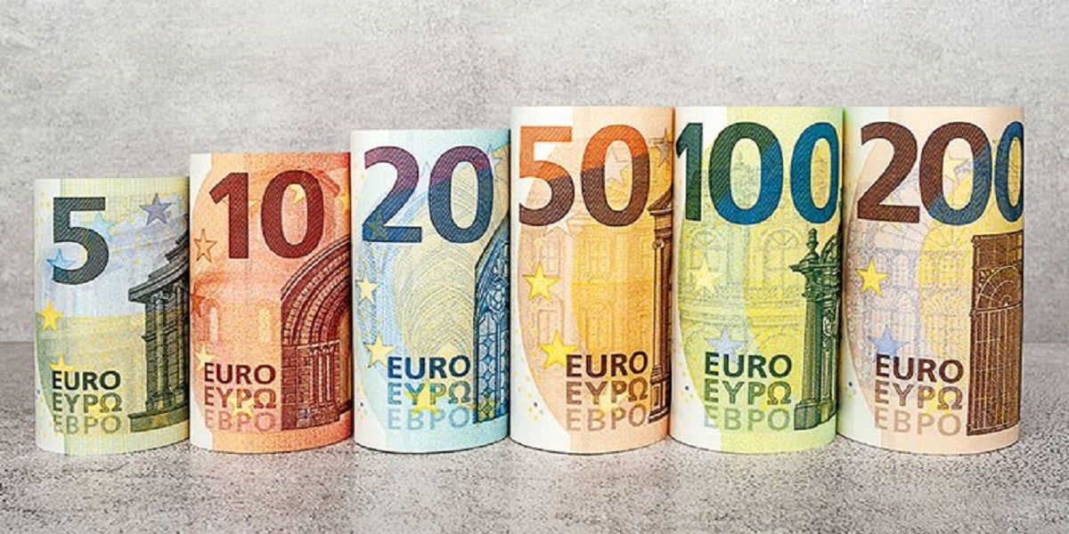 مفاجأة السوق سعر اليورو .. تحديث أسعار العملات 1 أغسطس 2025 2 مفاجأة السوق سعر اليورو .. تحديث أسعار العملات 1 أغسطس 2025