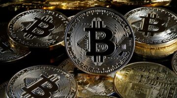 قفزة جديدة.. البتكوين تُسجل قمة تاريخية مع تزايد توقعات خفض الفائدة الأمريكية