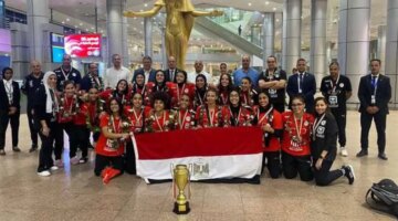 مصر تحتفي ببطلات الذهب.. استقبال حافل لمنتخب ناشئات اليد 2008 بعد التتويج ببطولة إفريقيا