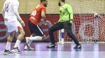 15443098971747070686