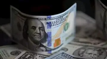 تراجع جديد.. سعر الدولار يسجل هبوطًا ملحوظًا مقابل الجنيه في البنوك اليوم الاثنين