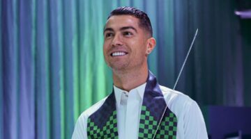 7401315767136202509230755245524