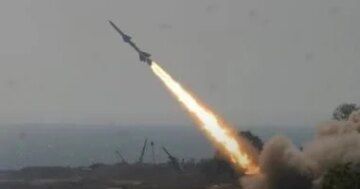 صاروخ اعتراضي جيش الاحتلال يفعل القبة الحديدية عقب دوي صافرات