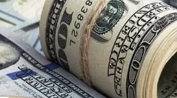 تخطى حاجز الـ 50 جنيهًا سعر الدولار اليوم الخميس 26