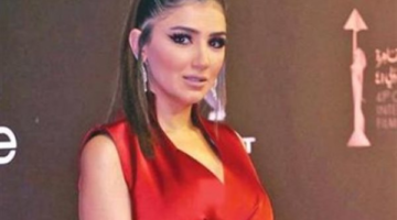 جنازة عمر بدر أبو هاني نجوم الفن يرافقون مي عمر