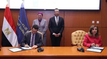 رسميًا منصة واعينت قرار جديد من وزير الاتصالات لحماية الأطفال