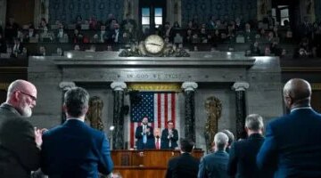 فخ الهجرة ترامب يضع الديمقراطيين في مأزق جديد أمام الناخبين