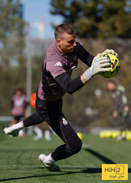 جريدة مانشيت: صور من تدريبات لاعب الريال غير الدوليين اليوم 25 hihi2 2026 03 27 16 39 47 182845