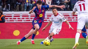 برشلونة يضرب إشبيلية بخماسية ويبتعد بصدارة الدوري الإسباني