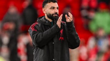 جريدة مانشيت جاري لينكر يثني على محمد صلاح بعد إعلان