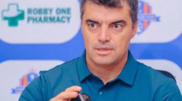 جريدة مانشيت مدرب يانج أفريكانز الأهلي تأثر بالتحكيم في تونس