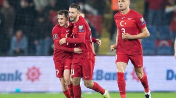 جريدة مانشيت موعد مباراة تركيا ورومانيا اليوم في الملحق الأوروبي