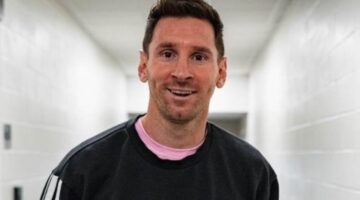 جريدة مانشيت ميسي يكسر رقم بيليه التاريخي ويواصل كتابة المجد