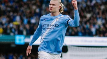 جريدة مانشيت هالاند يفاجئ الجميع نجم السيتي يتبرع بكتاب تاريخي