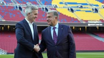 خوان لابورتا يفوز برئاسة برشلونة بنسبة ساحقة في الانتخابات