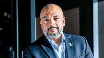 رئيس إي أند الترددات الجديدة تمنح الشركة رؤية واضحة واستثمارات