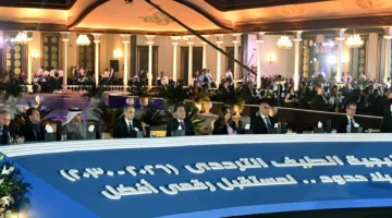 رئيس الوزراء يشهد توقيع أكبر صفقة ترددات بقيمة 35 مليار.webp