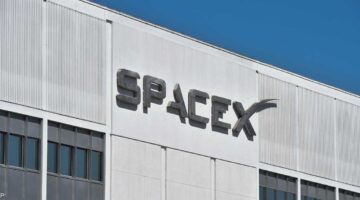 سبيس إكس تشتري طيف ترددات إيكوستار مقابل 17 مليار دولار