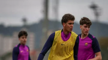 عاجل حمزة عبدالكريم يصنع التاريخ أول مصري يقود برشلونة لنهائي.webp