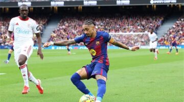 فيديو الهاتريك رافينها يسجل هدف برشلونة الرابع أمام إشبيلية