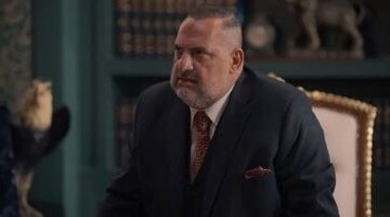 مسلسل أولاد الراعي الحلقة 15 خالد الصاوي يصفع ابنه ويطرده