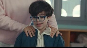 مسلسل اللون الأزرق الحلقة 2 حمزة يدخل حالة اضطراب جديدة