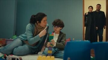 مسلسل اللون الأزرق الحلقة 5 اندماج حمزة مع الممرضة يفاجئ