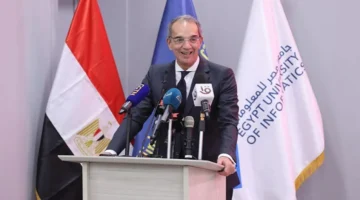 مصر توقع اتفاقاً تاريخياً للترددات مع شركات الاتصالات.webp