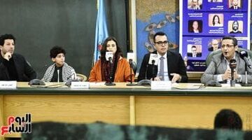 نقابة الصحفيين تكرم صناع مسلسل صحاب الأرض إياد نصار العمل