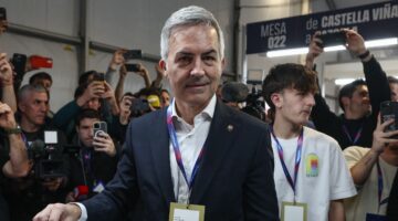 هل تعمد إحراجه؟ فونت يطالب لابورتا بإنجاز غائب بعد الانتخابات