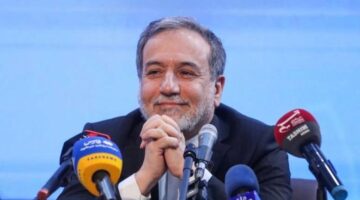 وزير الخارجية الإيراني مستمرون في المقاومة دون أي تردد وسنحتفل