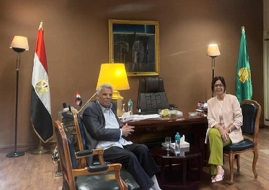 وزيرة الثقافة تواصل حواراتها بلقاء الروائي إبراهيم عبد المجيد