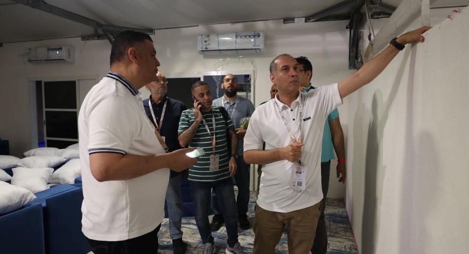رئيس بعثة حج الجمعيات الأهلية يتفقد مخيمات الحجاج بعرفات ومنى
