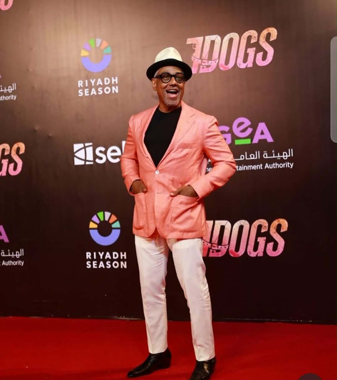 جيانكارلو إسبوزيتو في العرض الخاص لـ7Dogs: سعادة غير متوقعة بتصوير الصحراء
