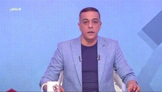 إهداء مؤثر: معتمد جمال يهدي درع الدوري لروح محمد صبري