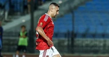 جراديشار يطالب الأهلي بحسم موقفه النهائي للموسم الجديد