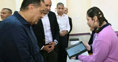 رئيس الوزراء من مجمع مدارس الجمهورية الجديدة ببولاق الدكرور: حرص الدولة على تطوير التعليم