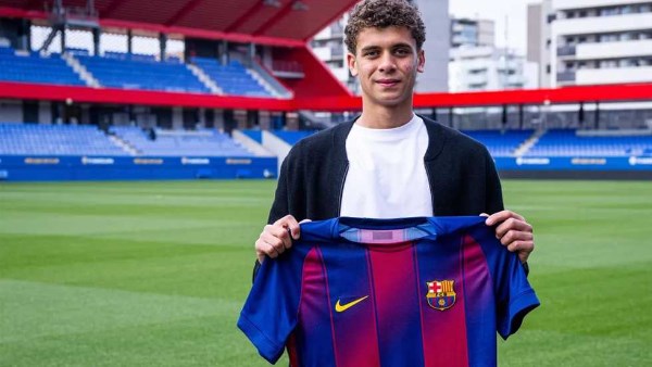 برشلونة يجهز لتفعيل بند شراء حمزة عبدالكريم من الأهلي