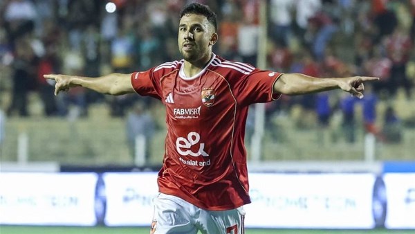 تريزيجيه يحسم مستقبله: سأبقى مع الأهلي حتى الاعتزال