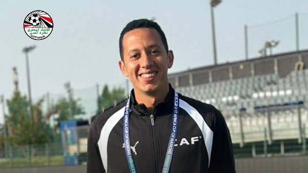 الكاف يختار محمد مجدي سليمان حكمًا مساعدًا بمباراة أوغندا وغانا بأمم إفريقيا للناشئين