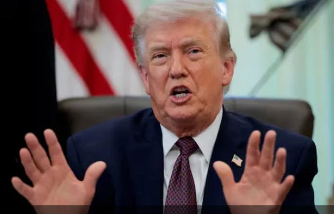 عاجل.. ترامب يعلن وقف الحرب على إيران وإعادة فتح مضيق هرمز