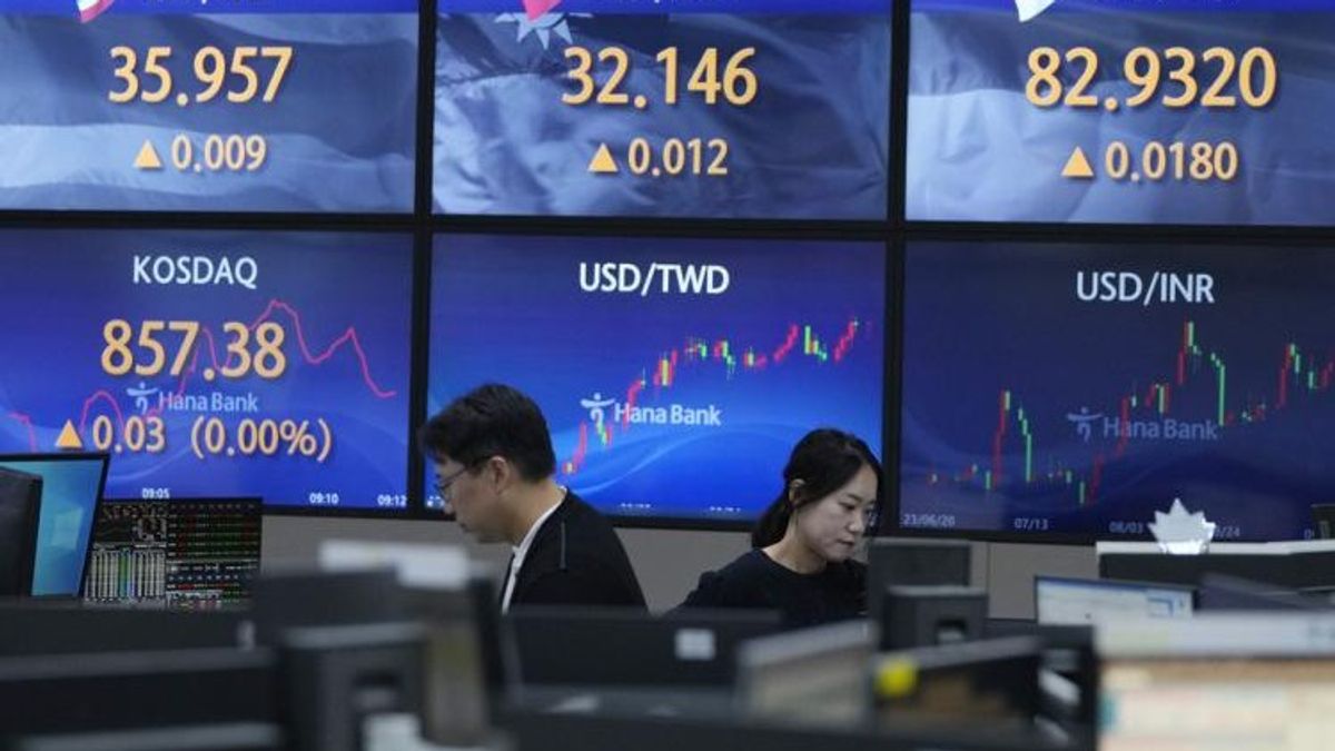 تباين مؤشرات الأسهم الآسيوية مع تراجع أسعار النفط
