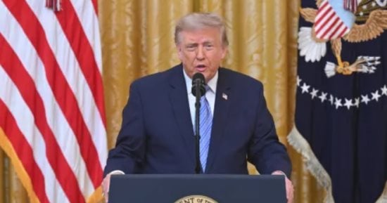 العالم هذا المساء.. ترامب يرفض مقترح إيران لفتح مضيق هرمز وإيران تتوعد.. مقتل 11 شخصا وإصابة 30 فى انفجار غرب باكستان.. وبزشكيان يكشف آخر تطورات الحالة الصحية للمرشد مجتبى خامنئى
