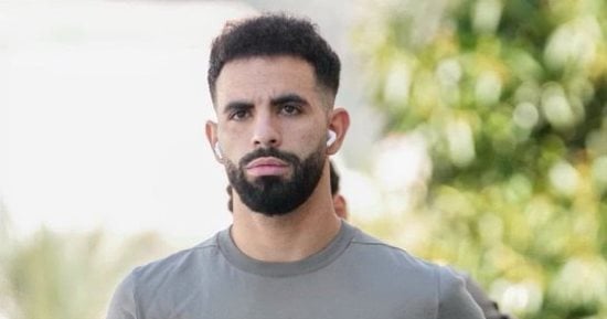 ‏استبعاد ريان آيت نوري من معسكر الجزائر وعودته إلى مانشستر سيتي