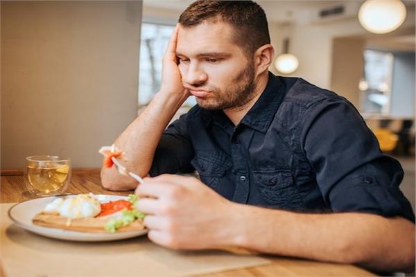 هل يؤثر نظامك الغذائي على اكتئابك؟.. دراسة تقدم دليلًا