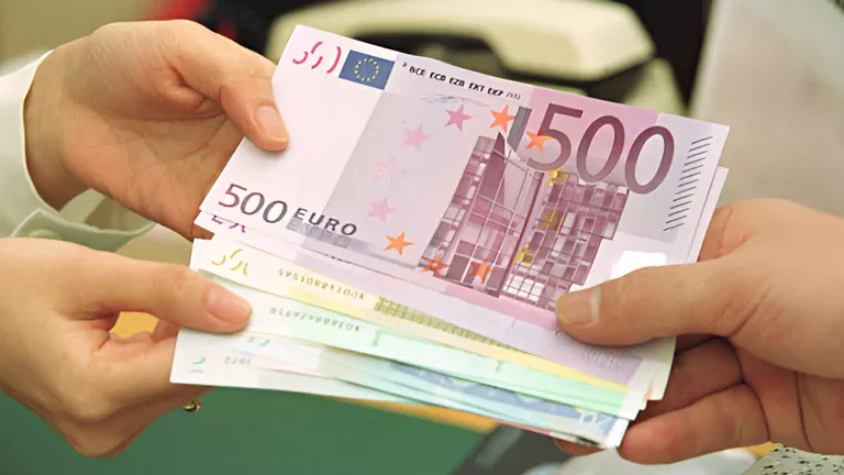سعر اليورو مقابل الجنيه يرتفع في 5 بنوك اليوم 28-9-2026