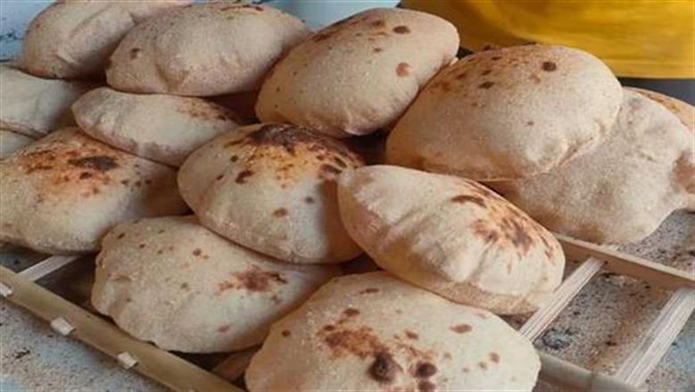 رئيس شعبة المخابز: لا زيادة حتى الآن في أسعار العيش السياحي والفينو رغم ارتفاع الدقيق