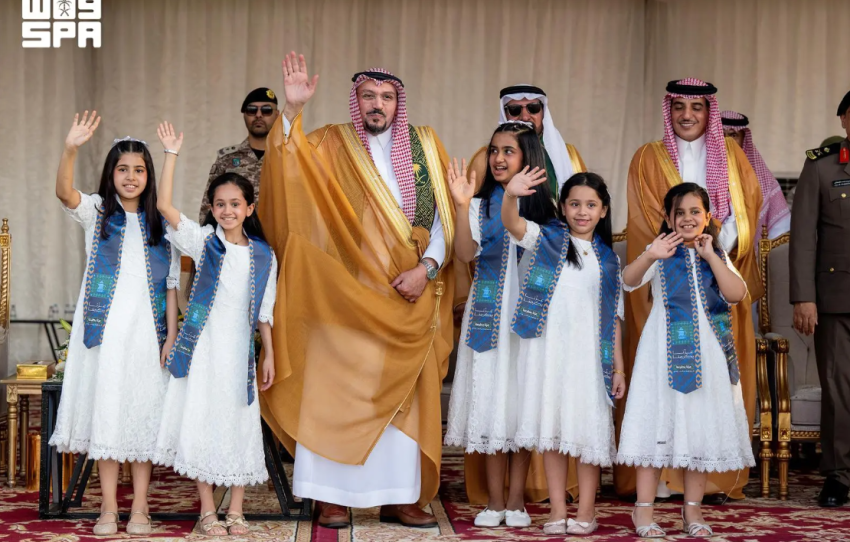 أمير القصيم يرعى مسيرة اليوم الوطني السعودي بمشاركة واسعة من مختلف القطاعات