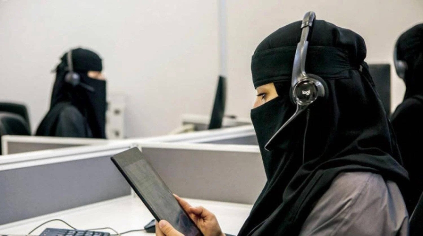 بيئة عمل المرأة.. نقلة في التشريعات والوصول والحضانات