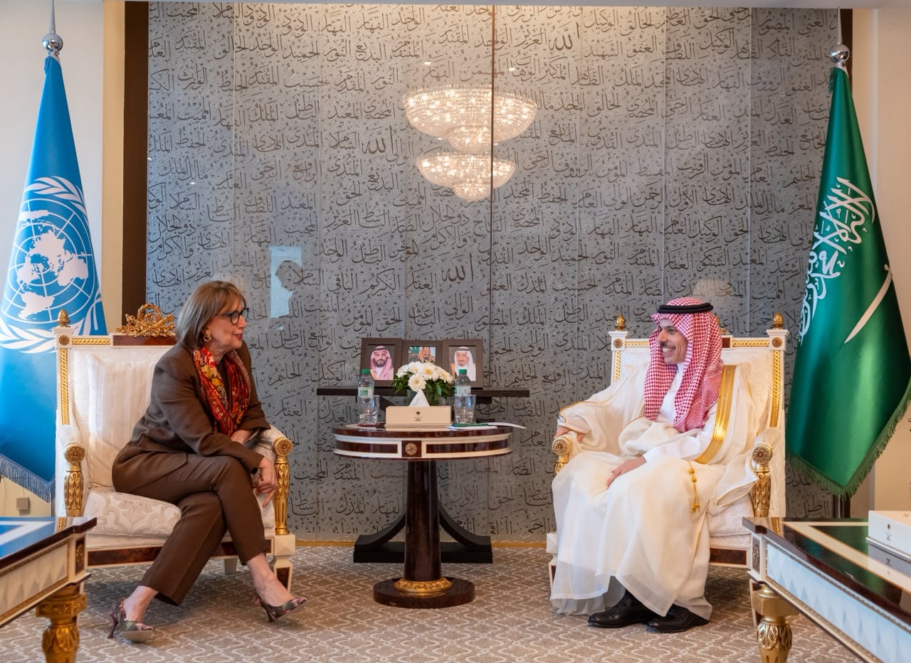 جريدة الرياض | وزير الخارجية يلتقي المرشحة الكوستاريكية لمنصب الأمين العام للأمم المتحدة